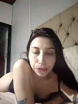 Snapshot of camilabunnyxxx chatting on January 14, 2025, 3:22 am camilabunnyxxx online show from January 14, 2025, 3:22 am