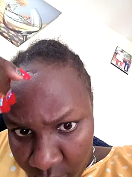 Toomuchbooty33 online show from September 14, 2025, 1:54 pm