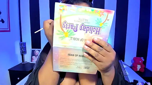 Snapshot of YeminaLeman chatting on March 7, 2025, 10:02 am YeminaLeman online show from March 7, 2025, 10:02 am