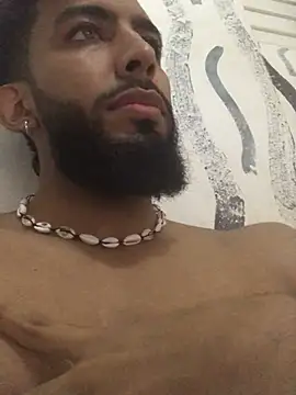 Alessandro  Rossi online show from February 5, 2025, 2:05 pm