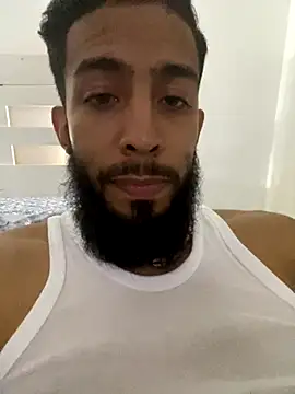 Alessandro  Rossi online show from December 5, 2025, 8:05 pm