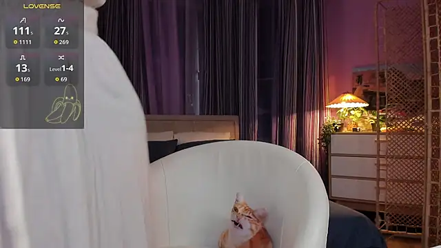 Lazy Lady online show from February 22, 2026, 2:04 pm