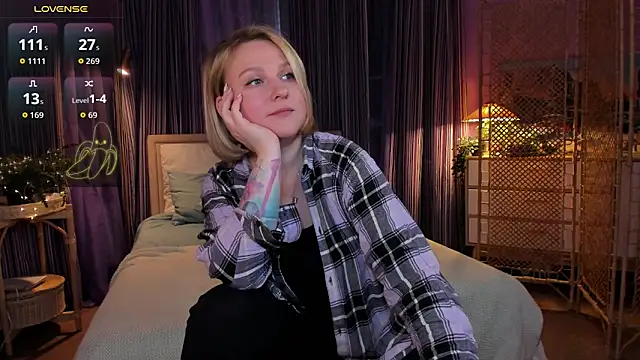 Lazy Lady online show from February 25, 2026, 11:09 am