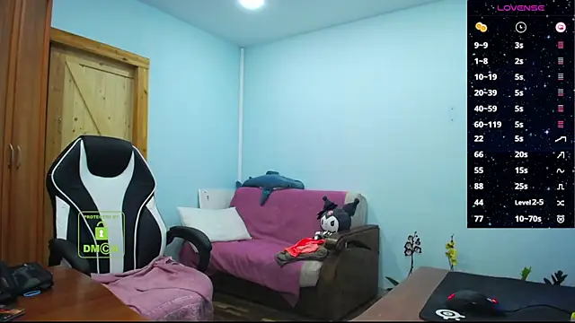 Snapshot of diamondjune chatting on March 9, 2025, 7:23 am diamondjune online show from March 9, 2025, 7:23 am