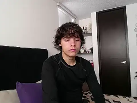 Santiago kiler online show from March 11, 2025, 1:01 pm