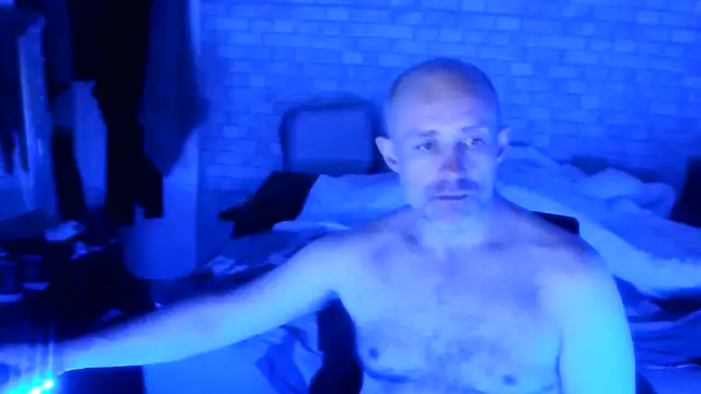 Snapshot of HnH69 chatting on February 25, 2026, 2:32 am HnH69 online show from February 25, 2026, 2:32 am