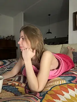 LeyaJohnson online show from November 24, 2025, 3:12 pm