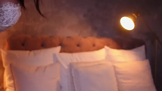 Snapshot of AngelaFay chatting on December 2, 2024, 8:30 am AngelaFay online show from December 2, 2024, 8:30 am