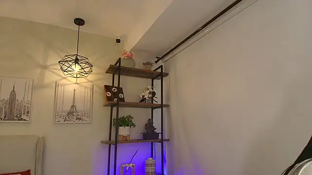 Sassy--Girl online show from March 30, 2026, 7:48 pm