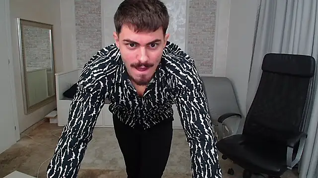 Snapshot of WilsonJules chatting on December 30, 2024, 1:58 pm WilsonJules online show from December 30, 2024, 1:58 pm