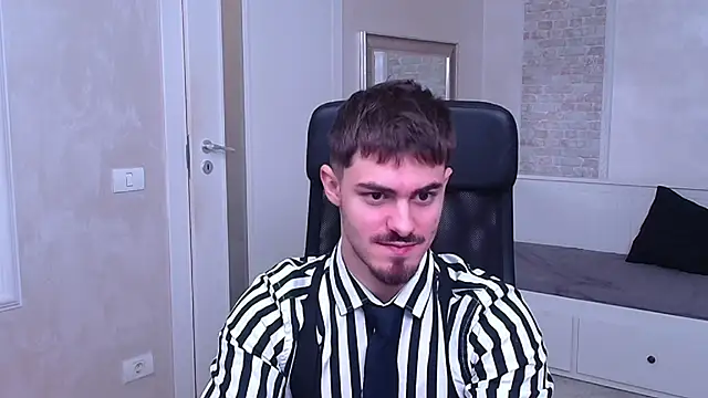 Snapshot of WilsonJules chatting on January 6, 2025, 4:13 pm WilsonJules online show from January 6, 2025, 4:13 pm