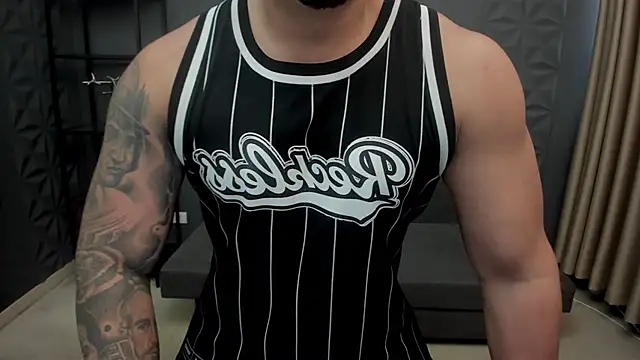 TonyWilcox online show from September 22, 2025, 4:58 am