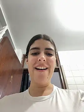  Niah  online show from November 15, 2025, 1:14 am