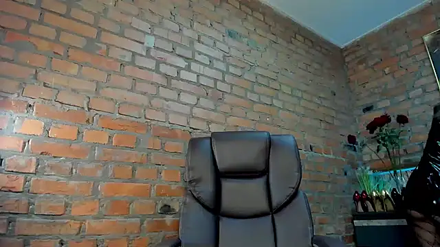 MistressMilana online show from March 29, 2026, 11:54 am