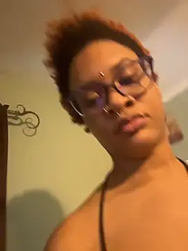 nickytheehawtie online show from February 24, 2026, 1:42 pm