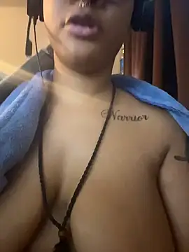 nickytheehawtie online show from February 25, 2026, 9:24 pm