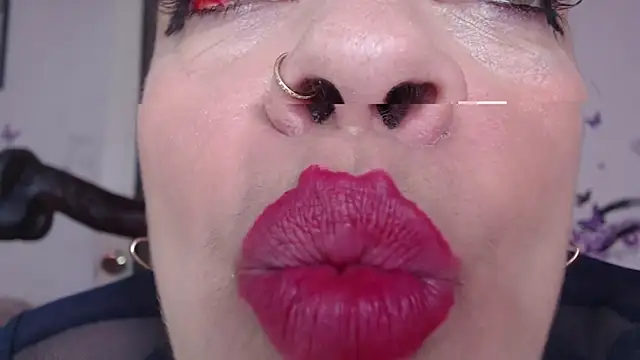 LIila28six online show from March 12, 2026, 2:34 pm