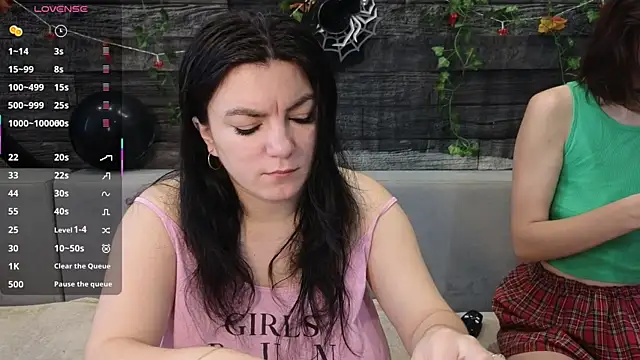 Vika loves you online show from November 1, 2025, 2:13 am