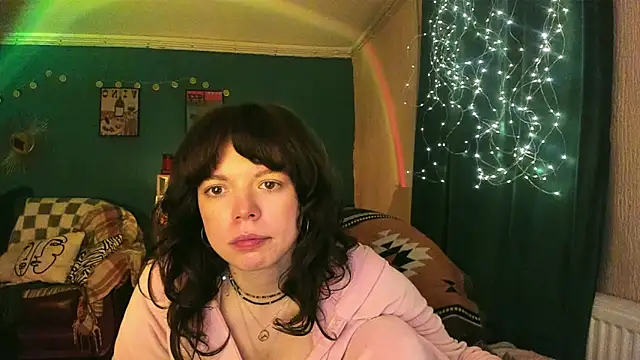 ClancyMorissey online show from March 10, 2026, 6:35 pm