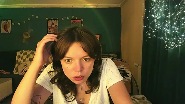 ClancyMorissey online show from June 8, 2026, 1:28 am