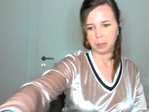 Snapshot of loveis007 chatting on February 25, 2025, 1:30 am loveis007 online show from February 25, 2025, 1:30 am