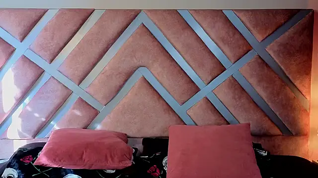  kelly hous36 online show from February 10, 2026, 12:53 pm