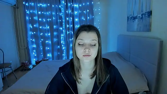 Snapshot of SoniNesti chatting on January 23, 2025, 3:01 pm SoniNesti online show from January 23, 2025, 3:01 pm