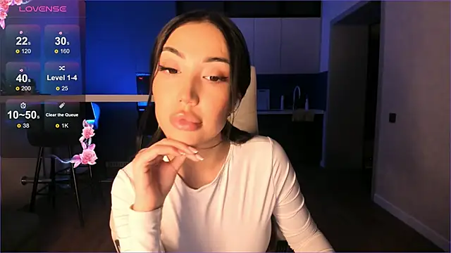 Sury 01 online show from November 5, 2025, 9:04 pm