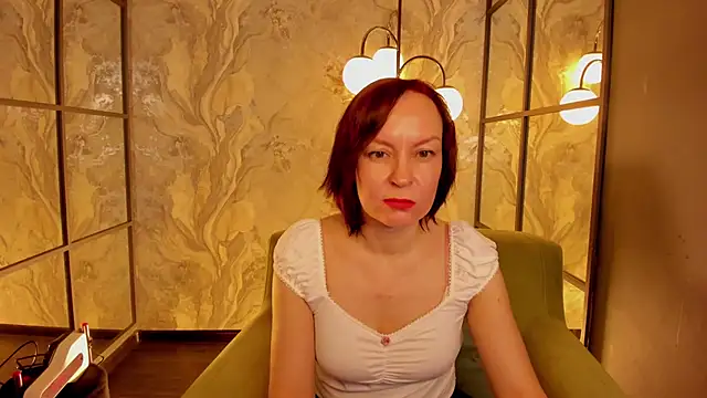 NikaGentle online show from December 2, 2025, 5:46 am