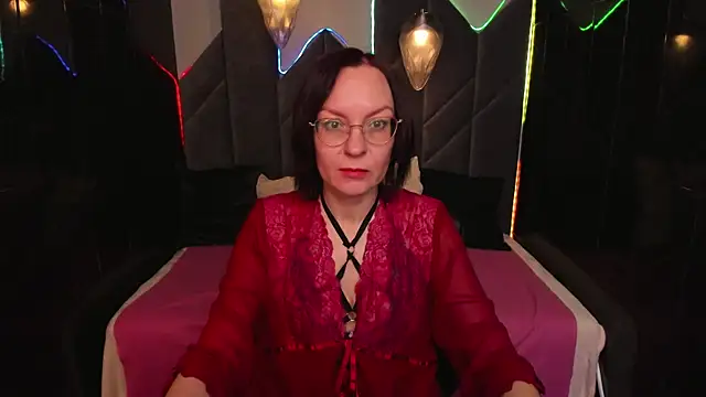 NikaGentle online show from December 14, 2025, 5:35 am