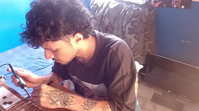 Apolo S online show from September 26, 2025, 4:55 pm