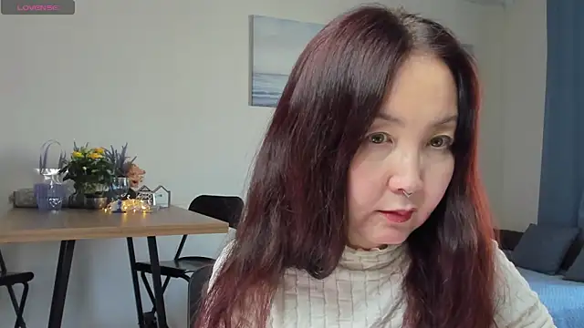 AvroraSakura online show from February 28, 2025, 1:14 pm