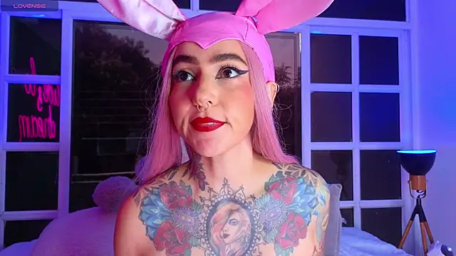 Evangelyne 1 online show from February 22, 2025, 3:36 pm