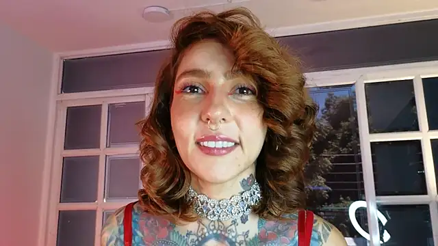 Evangelyne 1 online show from September 24, 2025, 3:48 pm