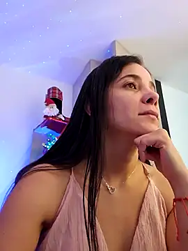 miaeyes online show from December 27, 2024, 2:22 pm