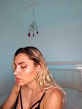 Snapshot of ASHLEY_BLAIR chatting on January 16, 2025, 12:55 am ASHLEY BLAIR online show from January 16, 2025, 12:55 am