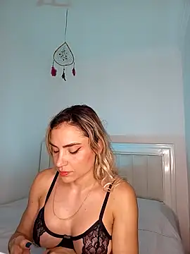 Snapshot of ASHLEY_BLAIR chatting on January 21, 2025, 10:08 pm ASHLEY BLAIR online show from January 21, 2025, 10:08 pm