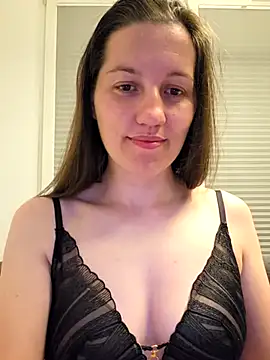 Nicole-Ray online show from June 11, 2026, 8:40 pm