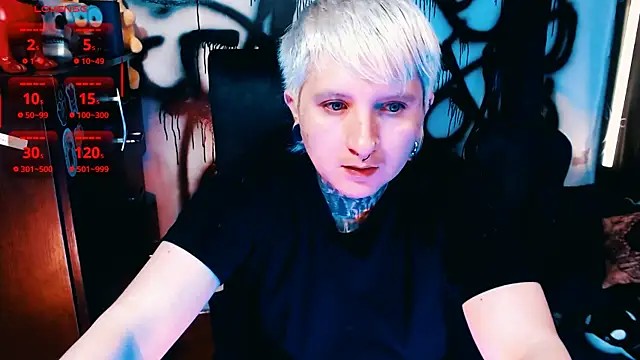 Snapshot of Marieblueeyes chatting on June 6, 2026, 8:35 pm Marieblueeyes online show from June 6, 2026, 8:35 pm