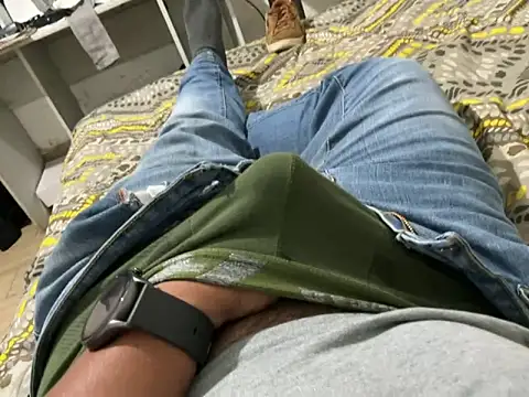 Snapshot of elvis0966 chatting on March 21, 2025, 4:39 am elvis0966 online show from March 21, 2025, 4:39 am