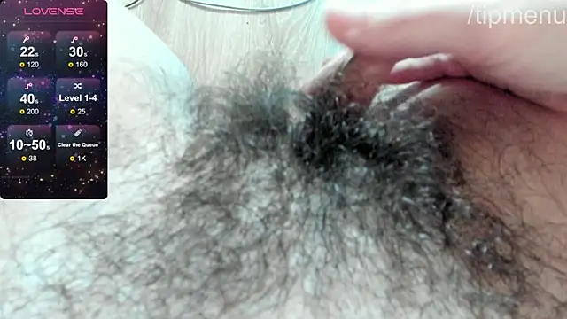 Snapshot of SophieBush chatting on January 1, 2025, 1:05 pm SophieBush online show from January 1, 2025, 1:05 pm