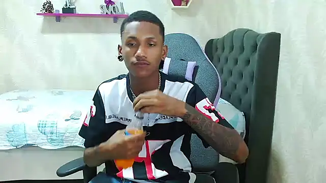 ManSant online show from March 17, 2025, 4:11 pm