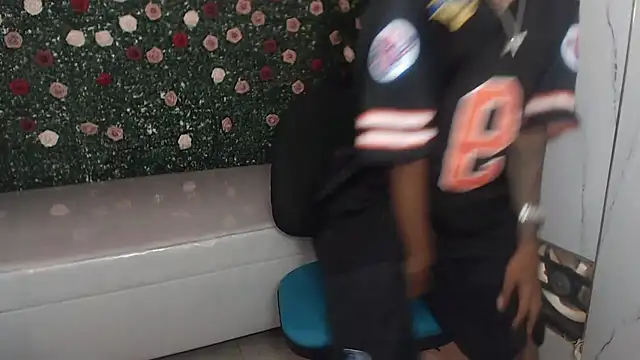 ManSant online show from November 2, 2025, 5:48 pm