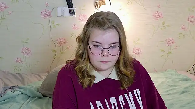 sinnamon  online show from February 20, 2026, 4:18 pm