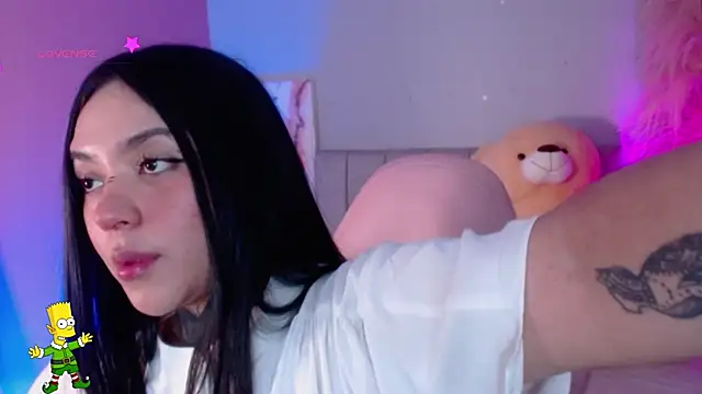 Snapshot of kim_blake chatting on December 18, 2024, 12:18 pm kim blake online show from December 18, 2024, 12:18 pm