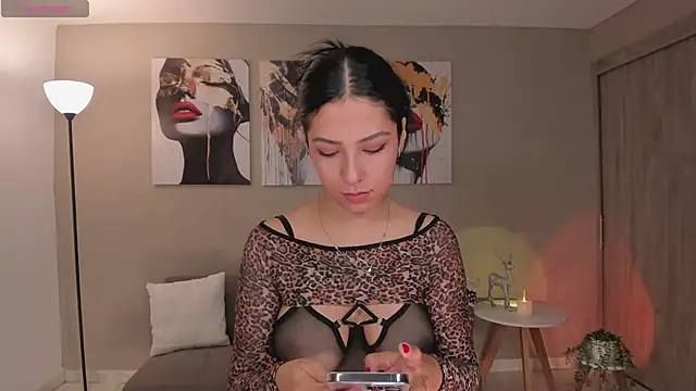 LilaWest online show from April 11, 2026, 2:32 pm