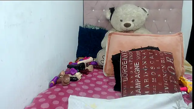 Negrabig online show from April 11, 2026, 3:22 am