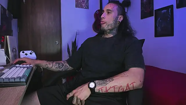 Snapshot of Ryuk_it chatting on January 17, 2026, 1:54 am Ryuk it online show from January 17, 2026, 1:54 am