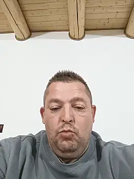 Snapshot of Borisache chatting on October 22, 2025, 4:40 pm Borisache online show from October 22, 2025, 4:40 pm