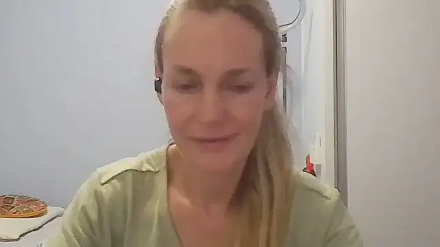 Annylove1 online show from March 17, 2026, 12:15 am